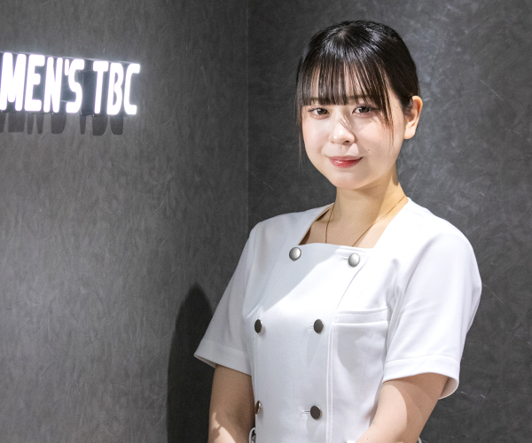 西澤葵衣さん